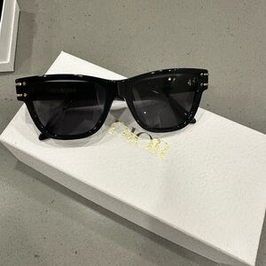 DiorSigniture Sunglasses